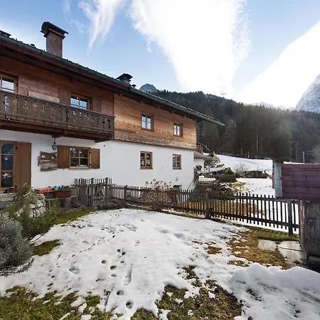 Ferienwohnung Riesserbaur شقة *